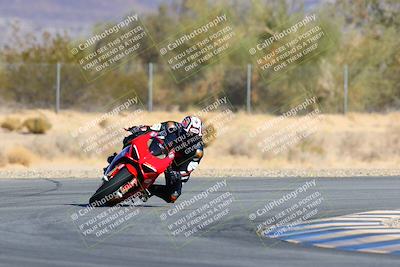 media/Jan-09-2022-SoCal Trackdays (Sun) [[2b1fec8404]]/Turn 6 (1035am)/